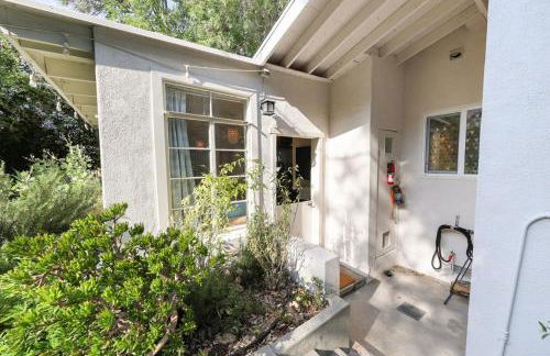 Silver Lake Cozy Getaway - Photo 47