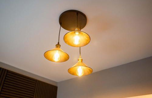 High Street Hideaway - Photo 14