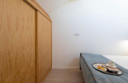 Authentic Studio with Terrace by HostWise - Foto 76