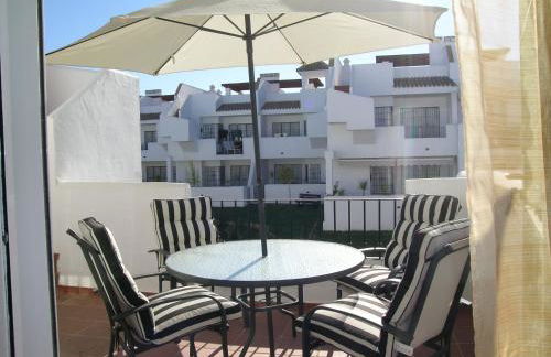 Relax, playa, golf...!! Ático de lujo, 130 m2, WIFI, urbanización privada... - Foto 27