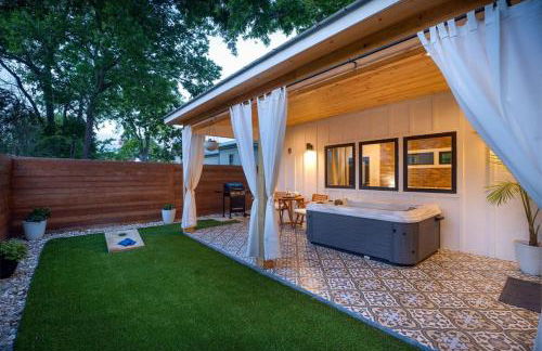 Petit Paradis Studio with hot tub - Photo 43