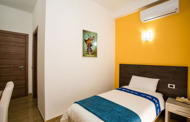 Trastevere's Friends - Photo 16