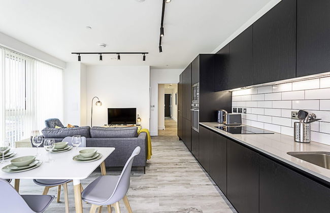 Icon Tower Flat One - North Acton - Photo 8