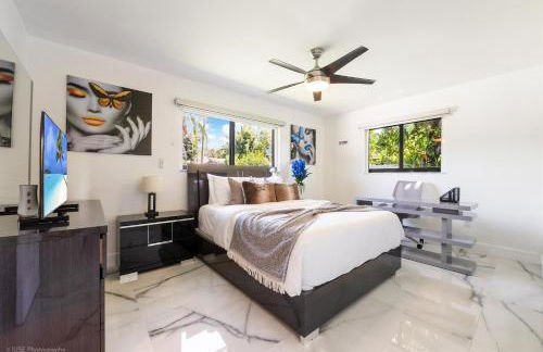 The Palms -Mini Golf , Foosball Table, Heated Pool ,Baby items ,BBQ - Foto 15