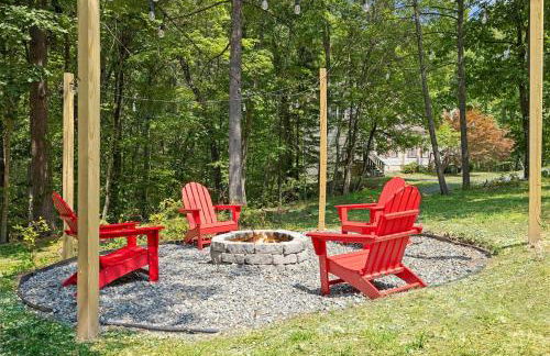 Bryce Cabin - Hot Tub, Fire Pit, Pets, Screened Porch, Wi-Fi - Foto 11