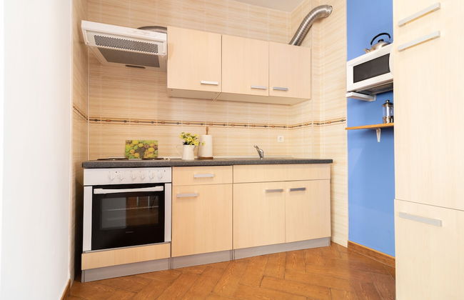 Sitito Escribano Apartment - Photo 45