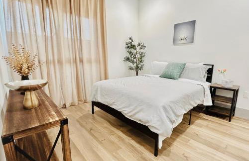 Newly Built Modern Central 2B On Sherman with Free Parking - Foto 1