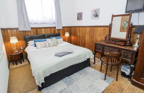 Chetwynd Lodge - Photo 30