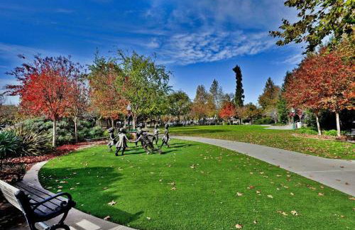 *DESIGNER East Bay Remodel Home* - Foto 28