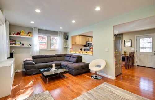 Serene Springfield Retreat on 6 Acres with Hot Tub! - Foto 3