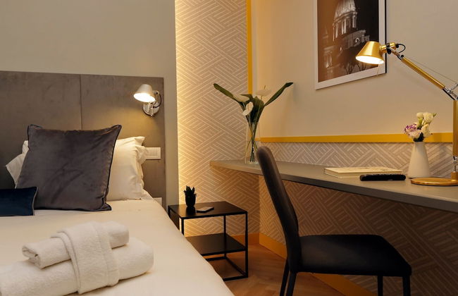 Roma Five Suites - Photo 19