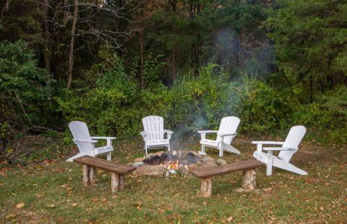 ShenandoahEscape~HotTub~OutdoorCinema~DogFriendly - Foto 44