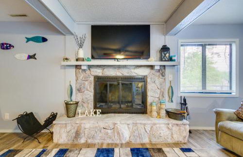 Waterfront Home with Views and Dock in Sunrise Beach! - Foto 5