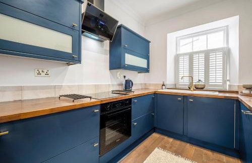 Stylish City Apartment Sleeps 6 - Foto 22