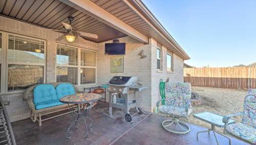 Near Hiking and Biking Convenient Home in Rogers! - Foto 2