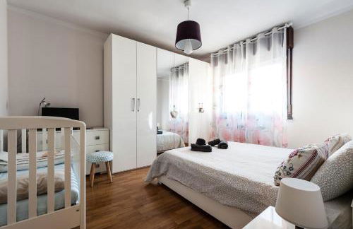 Hostly - Family Home Strada dell'Olio - Brand new 2BR, 2 Bathrooms with AC - Foto 14