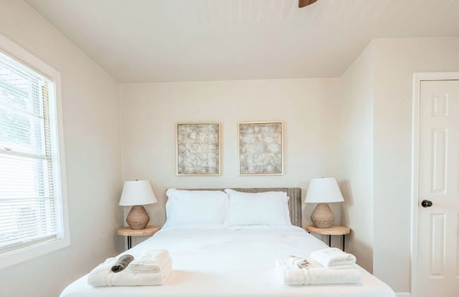 Spacious Cozy 6BR for 14- Lgbtq Friendly 2260 - Photo 34