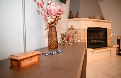 George Living House - Photo 4