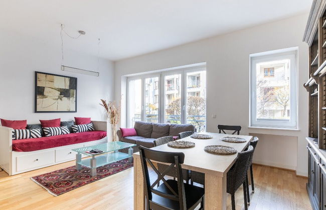 Classic Chic Flat 100m2 in City Center - Foto 9