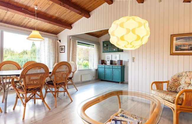 6 Person Holiday Home in Rodvig Stevns - Foto 10