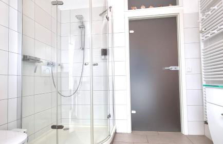 Beauty and Beast 24h-Check-in, 6 Pers, Klima, Massageliege - Foto 23