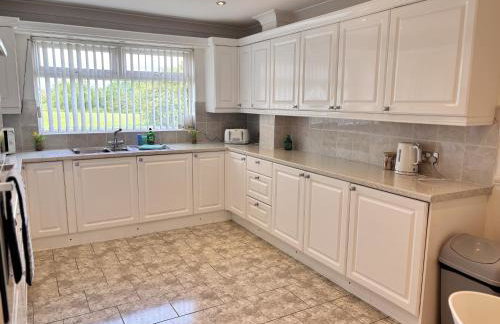 Spacious Home for Workers & Families - Quiet area - Foto 31