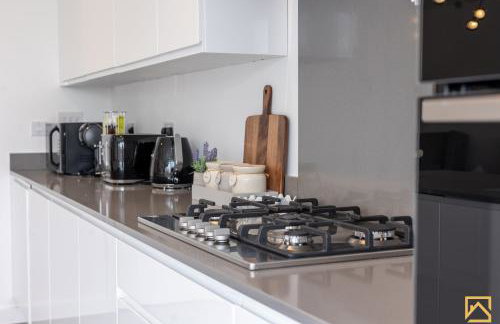 Outstanding 5 Bedroom Townhouse, Canal Views By Valore Property Services - Foto 24