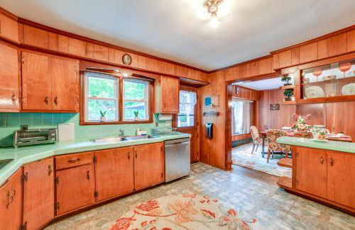 Serene Home with On-Site Brook in Callicoon Center - Foto 12