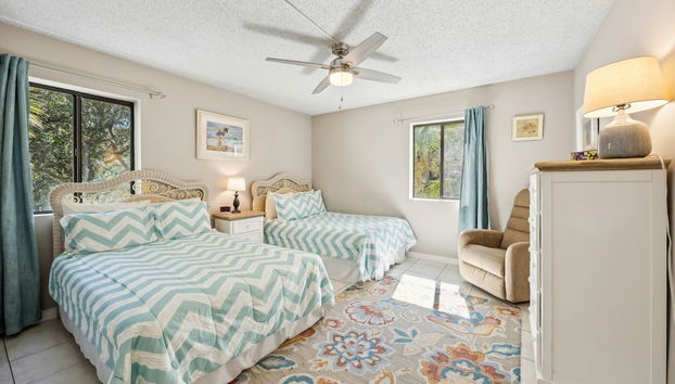 Pool View Condo with Access to Walking or Biking Pathway Throughout Amelia Island Plantation by RedAwning - Foto 4, Habitación