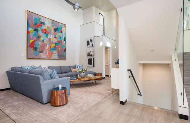 Matador by Avantstay Ocean Front Malibu Pad w/ Rooftop Patio - Photo 9