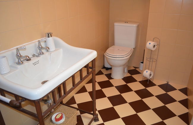 Cozy Studio at Carcavelos Beach - Photo 12