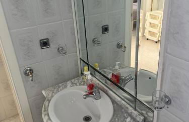 Schönes ruhiges Rooftop Apartment mit großer Dachterrasse - Foto 24