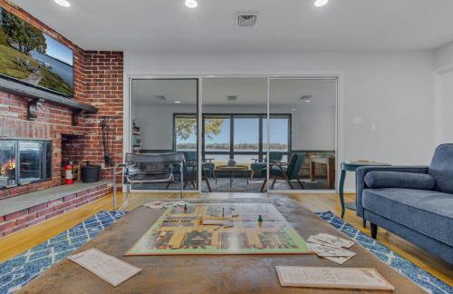 Game Themed Waterfront Fun at Easthaven - Foto 1