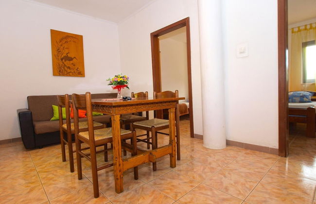 Apartment 1408 - Photo 11