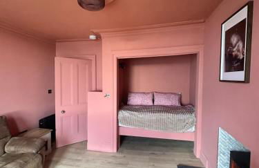 The Skipper's Rest - Photo 4