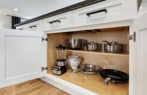 Spacious and Cozy 5 Bed 3 Bath Vacation House W 2 King 3 Queen! Sleep 12! 15Min to Red Rocks - Foto 28