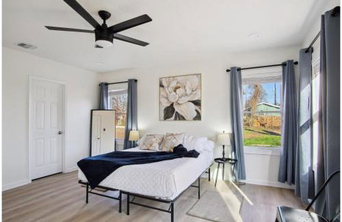 Stylish Spacious Comfort 4BR3BA Downtown Gem - Foto 22