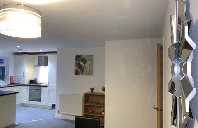 Grand Central Executive Apartments - Photo 2