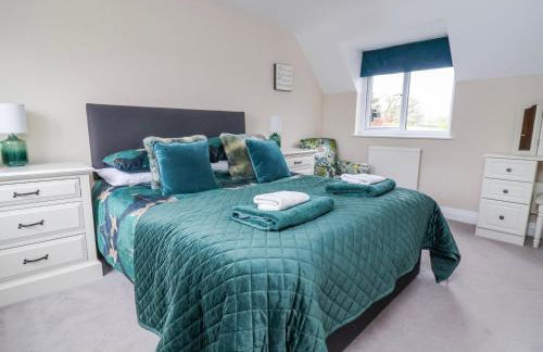 Manor Wood - Photo 41