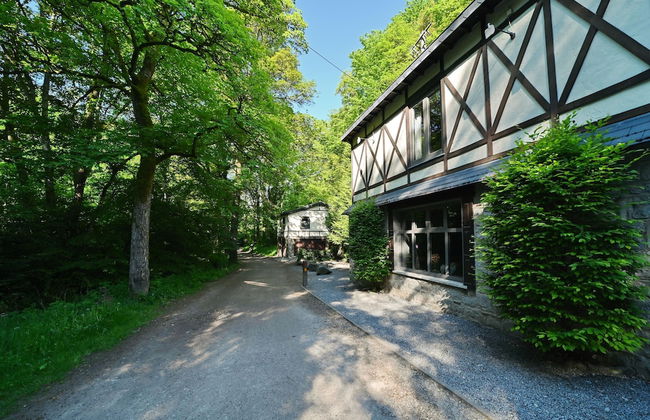 Lovely Holiday Home in Marche-en-Famenne with Hot Tub - Foto 1