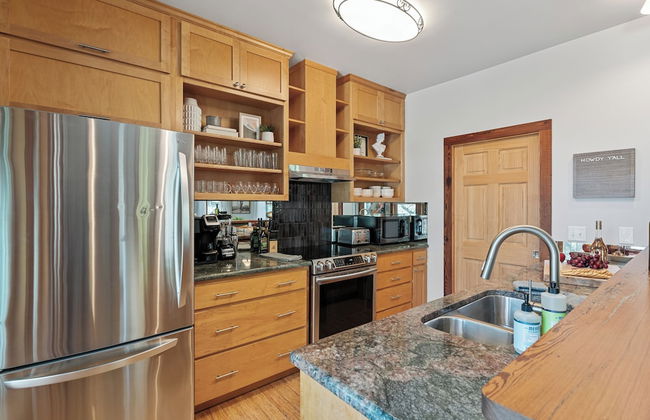 Urban Cowboy Villas - Heart of 704 - Foto 23