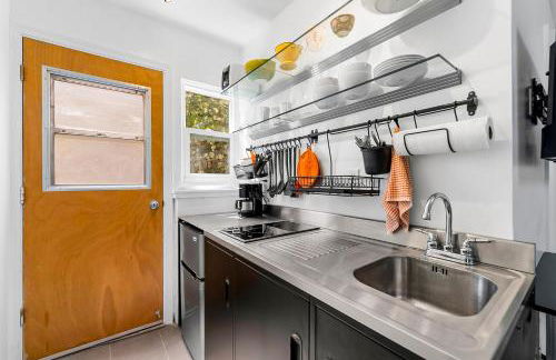 Seabreeze Hawaii Kai - 30-Night Minimum - Photo 35