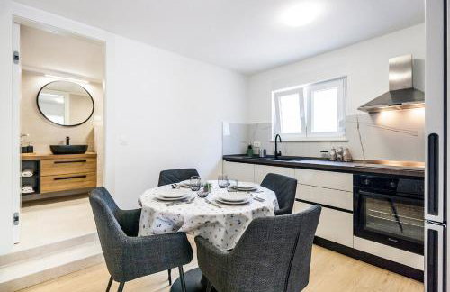 Studio & Apartment 'The Roots Apartments' near Pula, Istria, Croatia - Foto 38