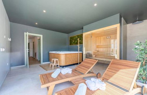 Villa Green Forest with wellness and heated salty pool - Photo 12