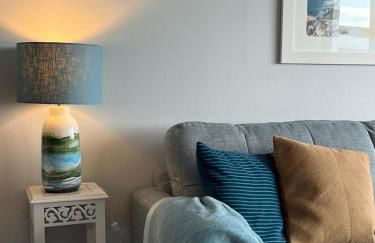 Stylish 3 Bedroom with Balcony and Amazing View - Photo 7