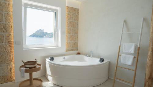 AYLA Suite - Panoramic Luxury Escape - Foto 5