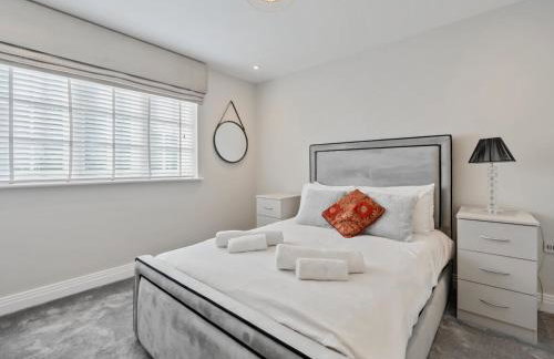 Large Comfortable & Private Home in Fetcham - Pass the Keys - Foto 25