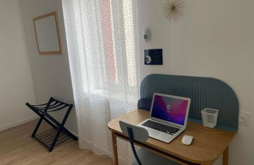 Le Requiem -Terrasse -Climatisation -Gare - Foto 9