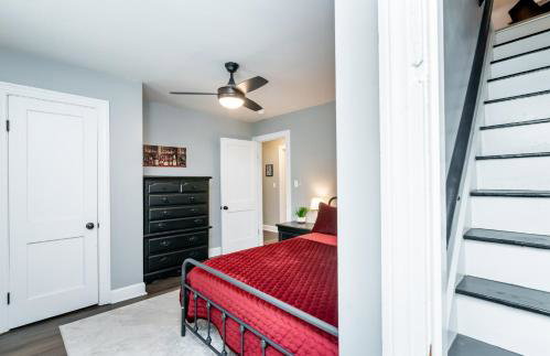 The Lucky Horseshoe 4BR Derby Side Retreat - Foto 31