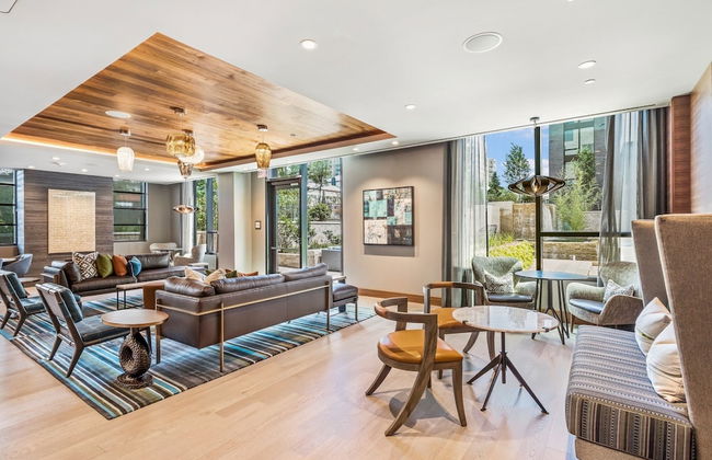 Global Luxury Suites at Reston Town Center - Photo 3